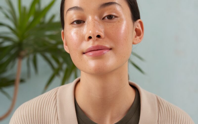 Desvendando Retinoides: O Guia Essencial para Incluí-los em Sua Rotina